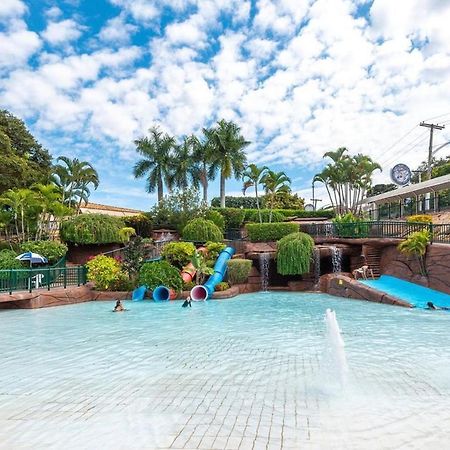 Hotel Diroma Fiori Com Um Dia De Acesso No Acqua Park Diroma Caldas Novas Kültér fotó