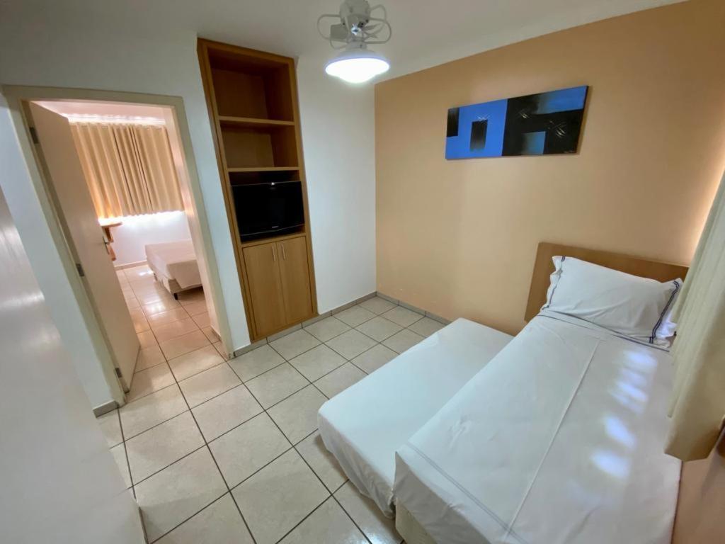 Hotel Diroma Fiori Com Um Dia De Acesso No Acqua Park Diroma Caldas Novas Kültér fotó