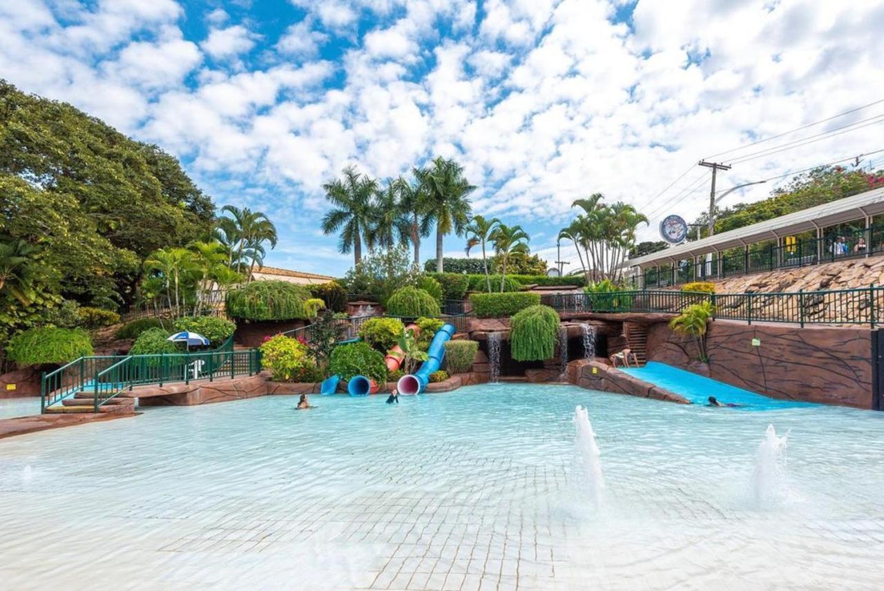Hotel Diroma Fiori Com Um Dia De Acesso No Acqua Park Diroma Caldas Novas Kültér fotó