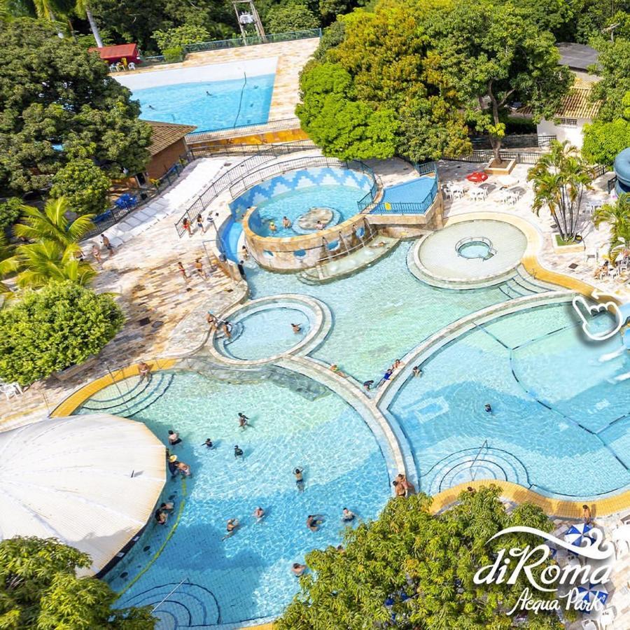 Hotel Diroma Fiori Com Um Dia De Acesso No Acqua Park Diroma Caldas Novas Kültér fotó